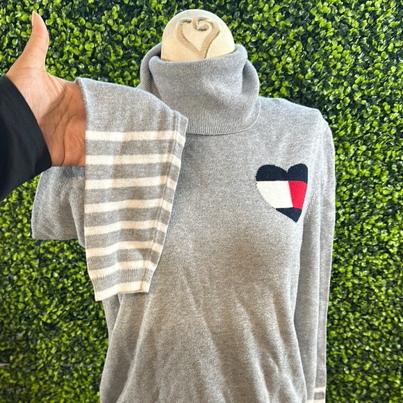 Tommy Hilfiger Gray Cowl Neck Turtleneck Sweater Large - Picture 8 of 16